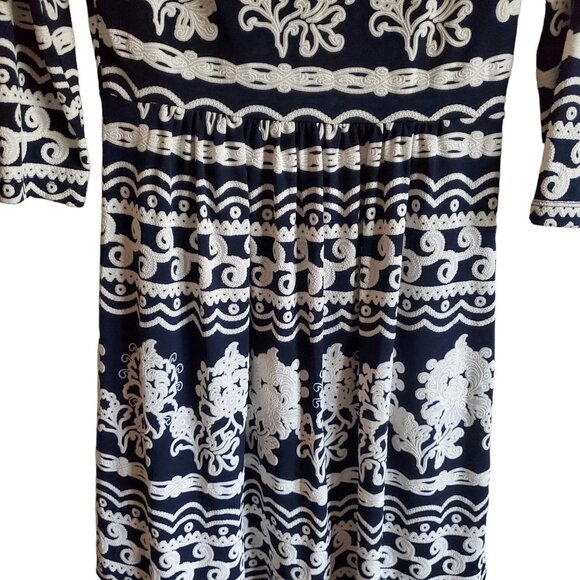 Trulli Large Back Keyhole Dress Navy and White - Picture 5 of 15